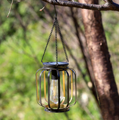 ✨Lámpara colgante solar para jardín y terraza – Linterna de metal resistente a la intemperie para iluminación exterior con ambiente