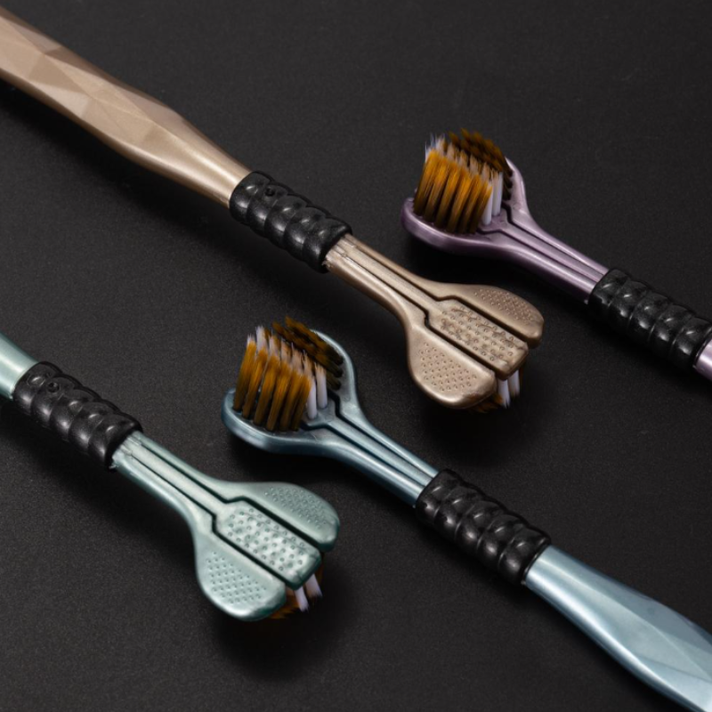 OFERTA ESPECIAL🦷Cepillo de dientes de limpieza multiángulo con tres cabezales