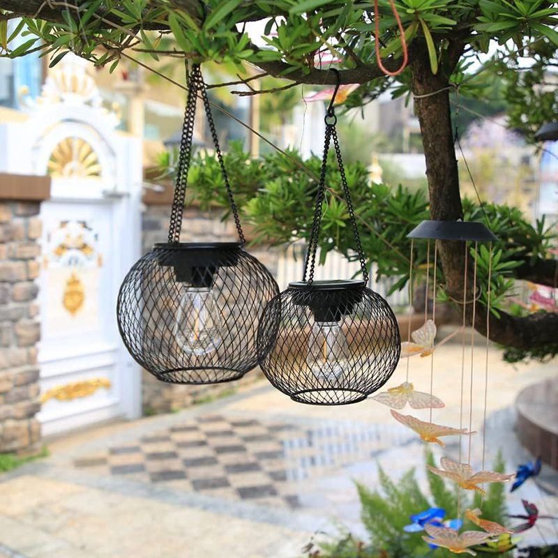✨Lámpara colgante solar para jardín y terraza – Linterna de metal resistente a la intemperie para iluminación exterior con ambiente