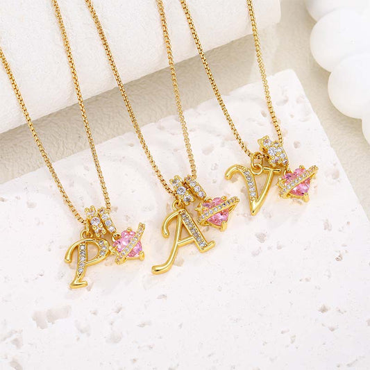 💖 Collar con iniciales y colgante de corazón rosa