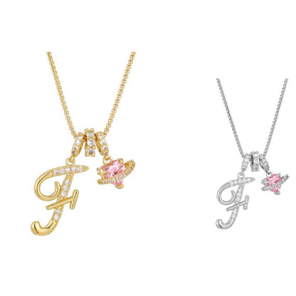💖 Collar con iniciales y colgante de corazón rosa