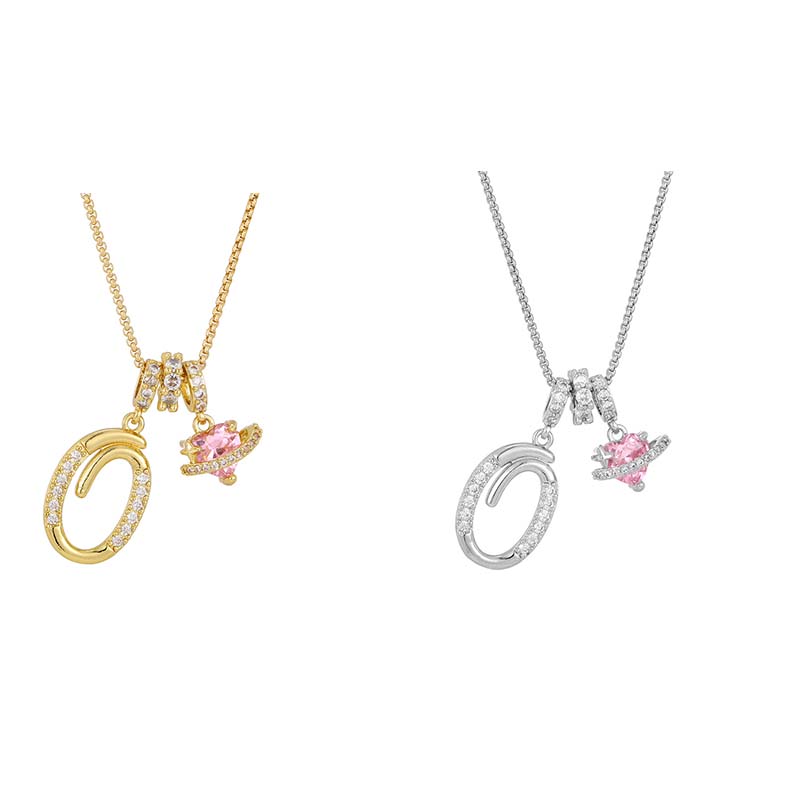 💖 Collar con iniciales y colgante de corazón rosa