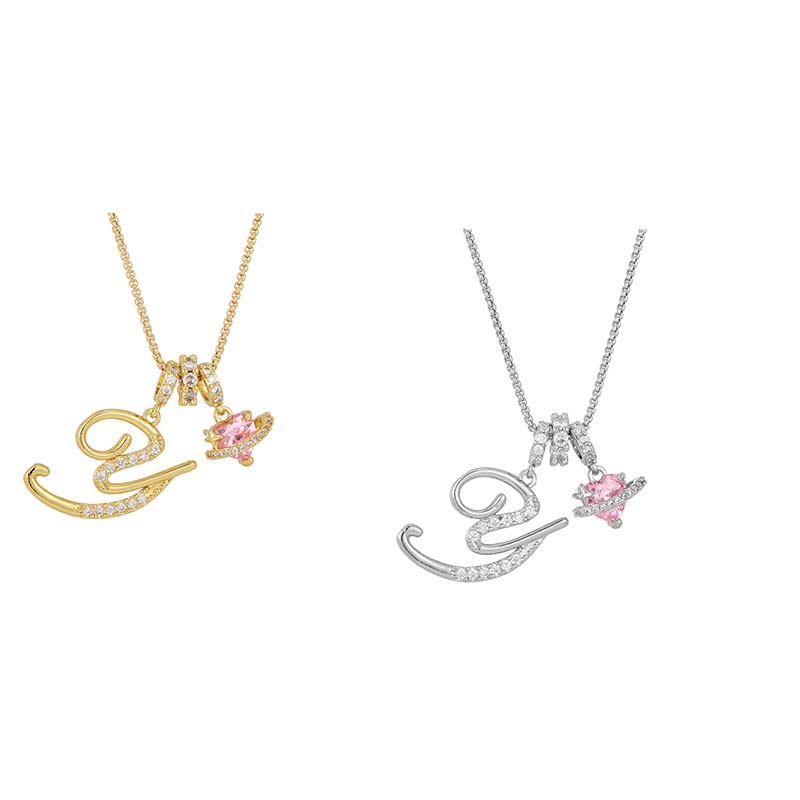 💖 Collar con iniciales y colgante de corazón rosa